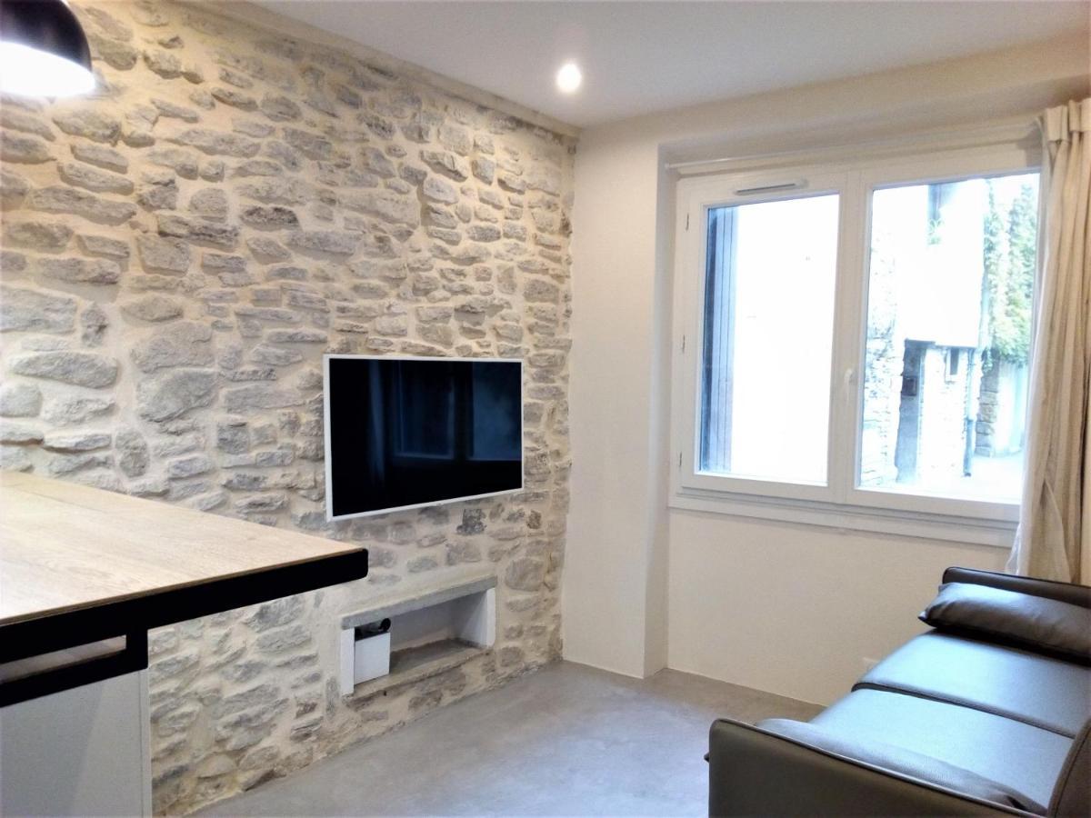 Le Petit Studio - 15 m2 - Centre Ville - Sorgue à 50 m LʼIsle-sur-la-Sorgue Esterno foto