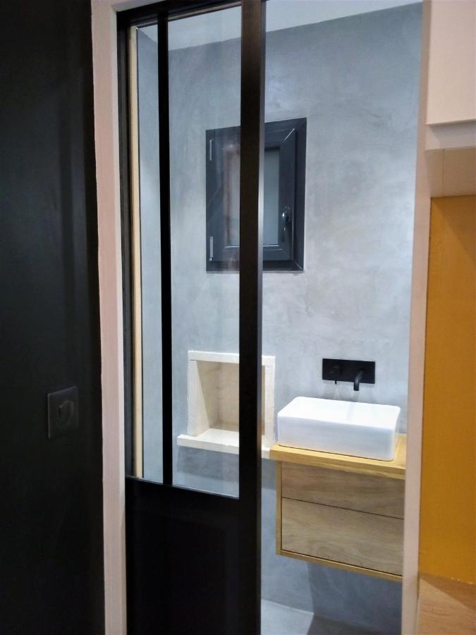 Le Petit Studio - 15 m2 - Centre Ville - Sorgue à 50 m LʼIsle-sur-la-Sorgue Esterno foto