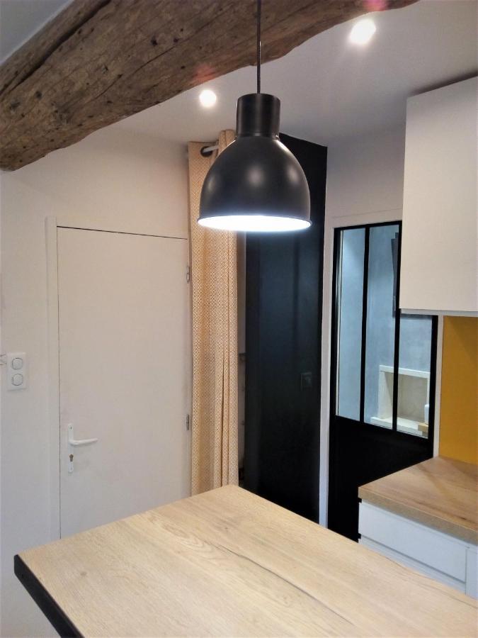 Le Petit Studio - 15 m2 - Centre Ville - Sorgue à 50 m LʼIsle-sur-la-Sorgue Esterno foto