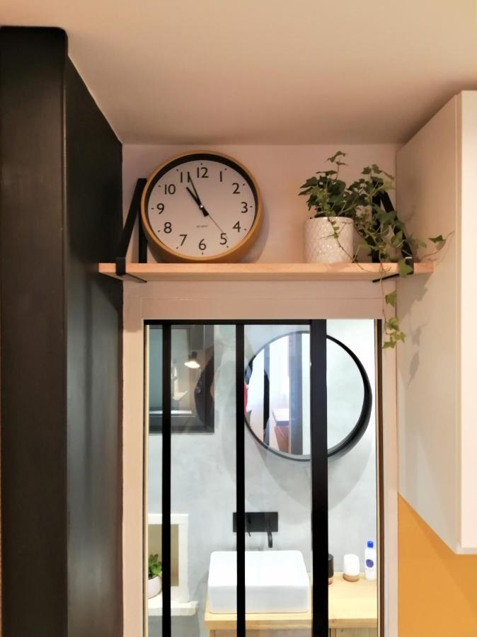 Le Petit Studio - 15 m2 - Centre Ville - Sorgue à 50 m LʼIsle-sur-la-Sorgue Esterno foto